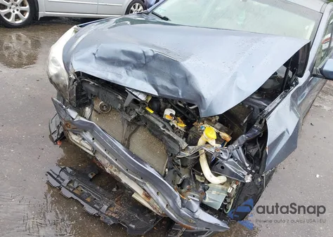 2014 Subaru Legacy 2.5I Limited из США, поврежденный, VIN 4S3BMBL67E3021085